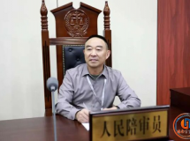 ȫ��Ψһ������һ�˱���߷���˾����ͨ������쿴����ʶ����...