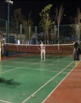 ���ϣ��ں��������� �˶���԰��������